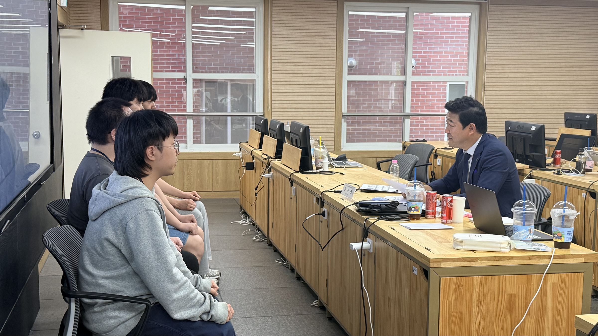 입사지원서부터 모의면접까지 준비한 취업캠프
